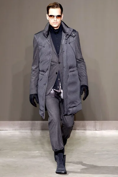 Look 38
